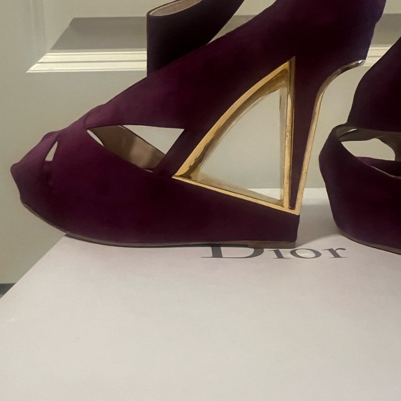 Plum Vintage DIOR heels - Picture 3 of 5